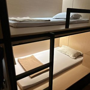 Bed 6-Bed Mixed Dormitory Room